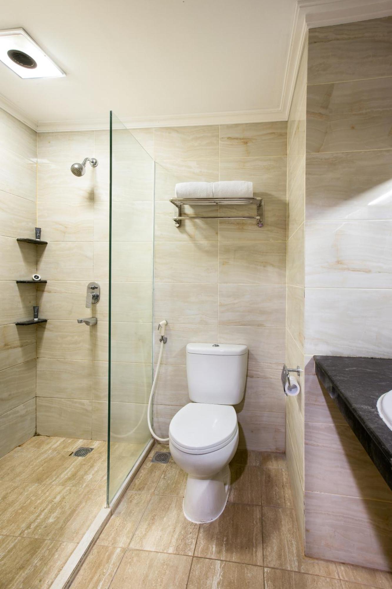 Riss Hotel Malioboro Γιογκιακάρτα Εξωτερικό φωτογραφία